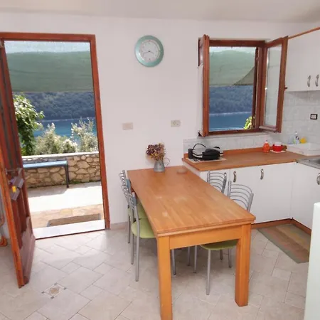 By The Sea Duga Luka - Prtlog, - 3025 Labin (Istria)